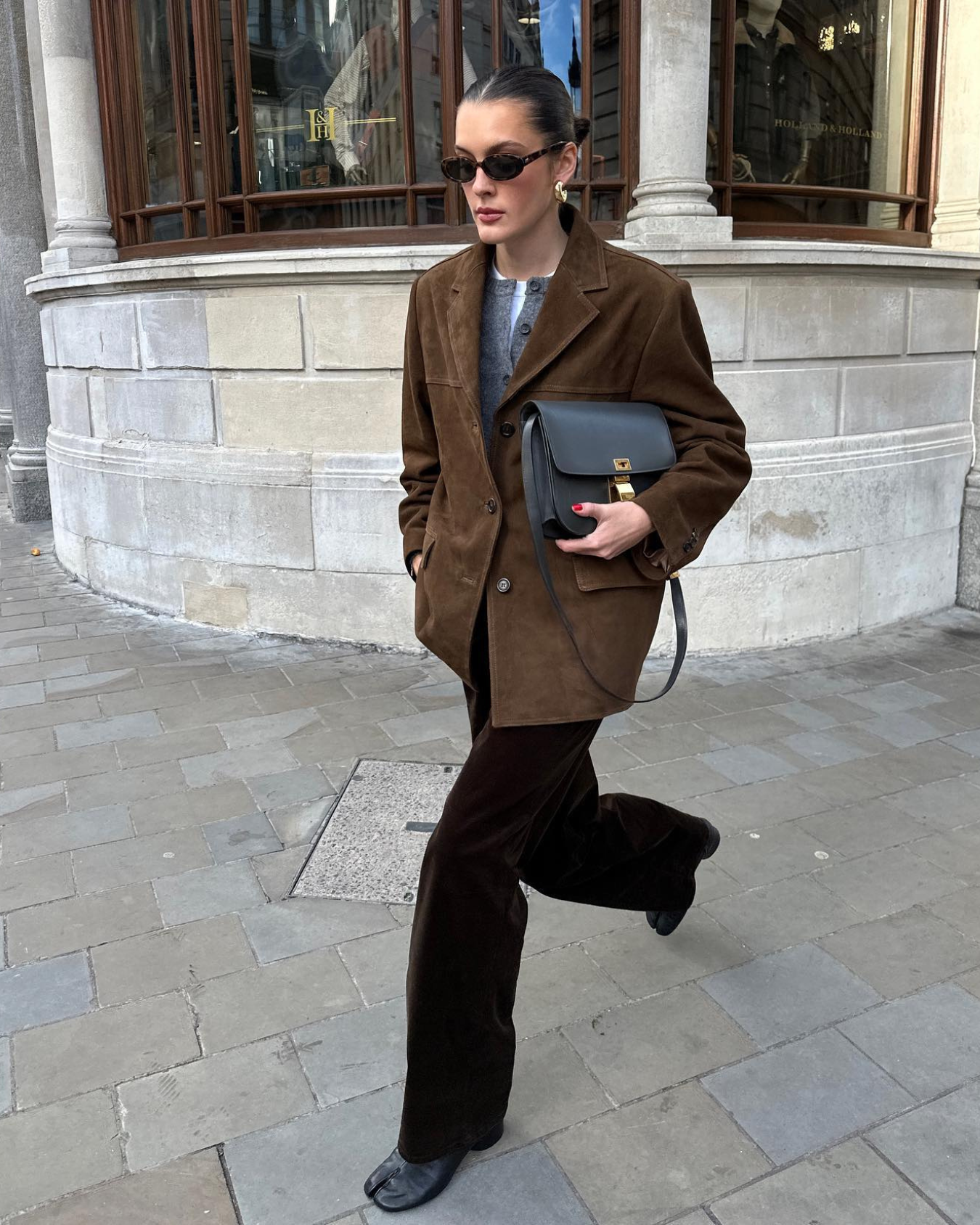 Amelie | Eleganter Wildleder-Blazer für Damen kurz