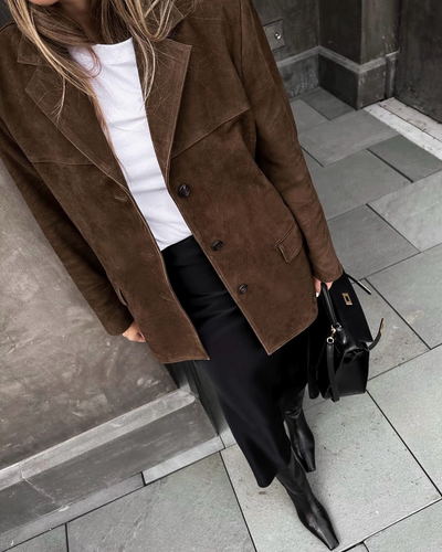 Amelie | Eleganter Wildleder-Blazer für Damen kurz