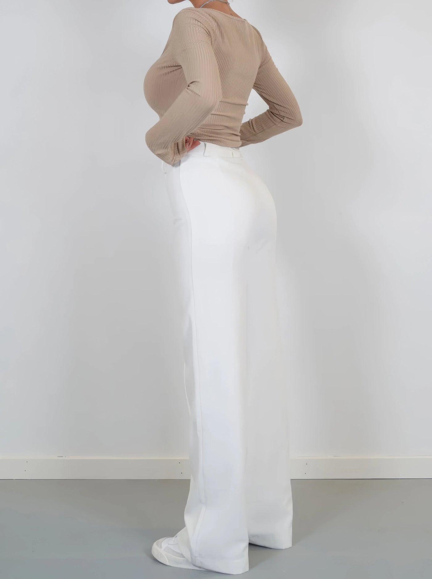Carina | Elegante Stoffhose für Damen High-Waisted