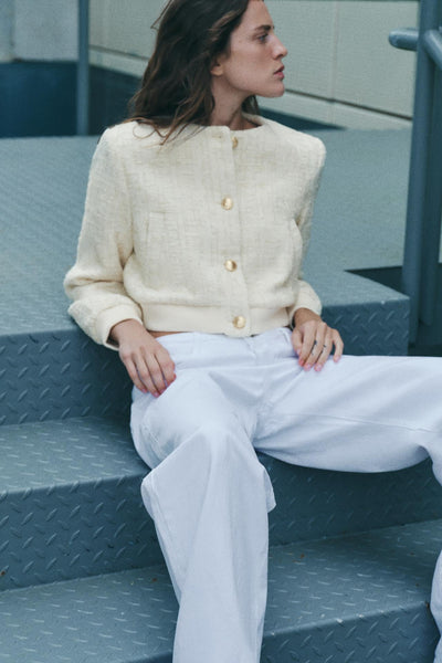 Clara | Elegante Bouclé-Jacke für Damen kurz
