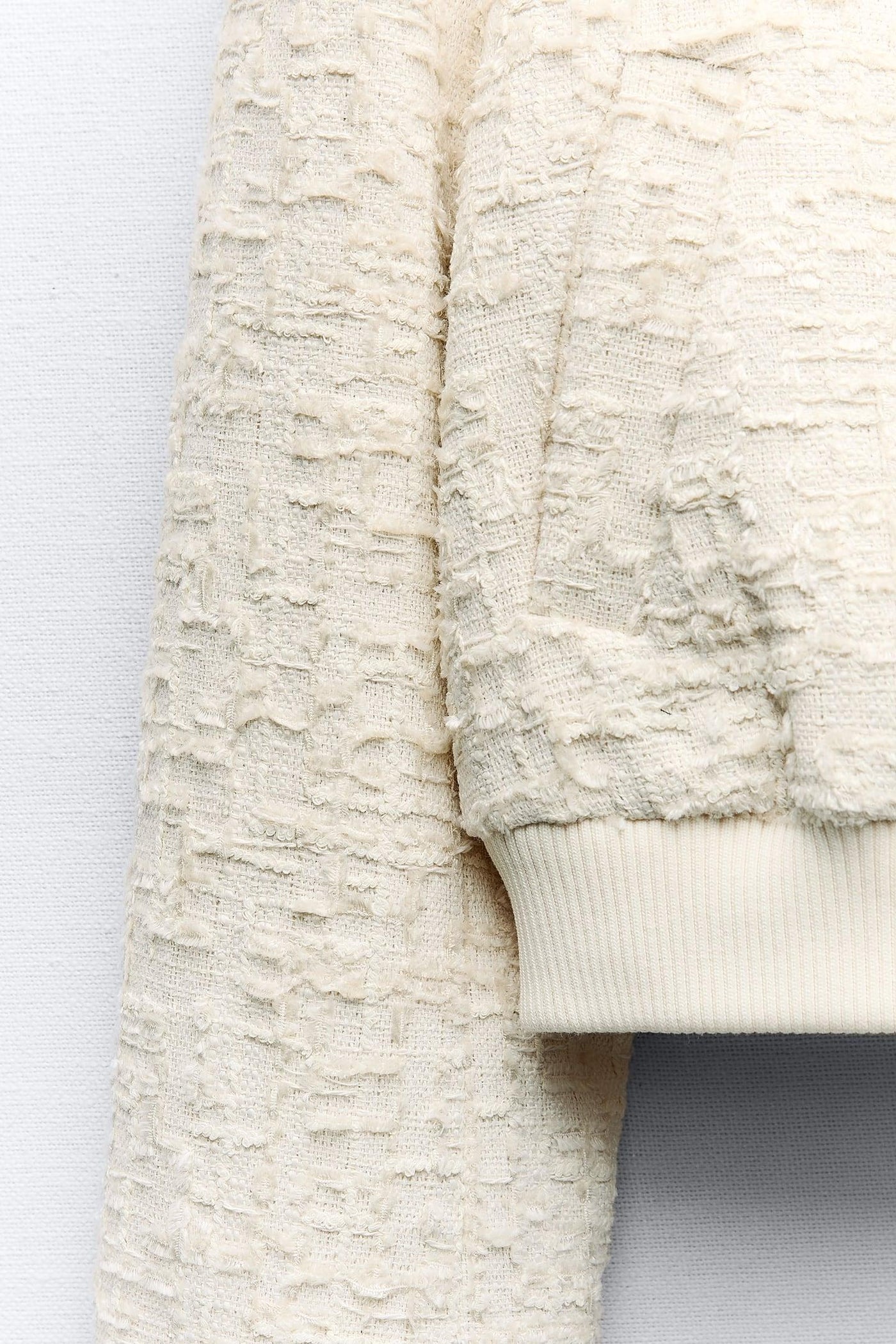 Clara | Elegante Bouclé-Jacke für Damen kurz