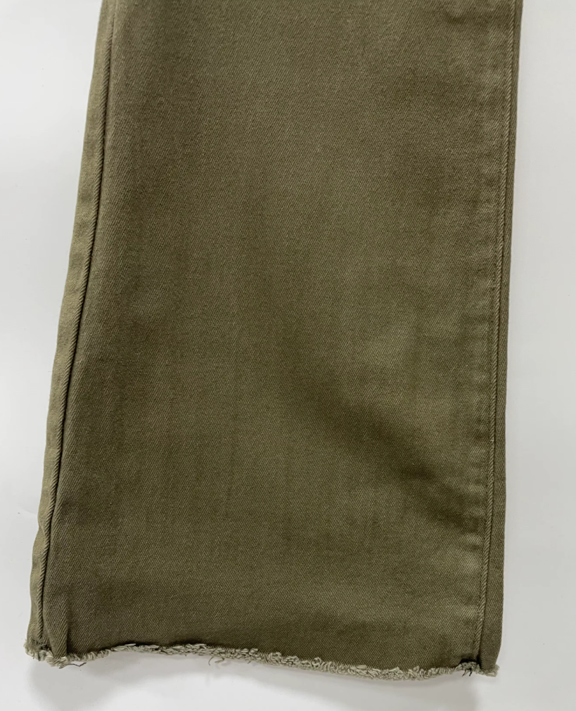 Clara | Elegante High-Waist-Jeans für Damen mit Schlag