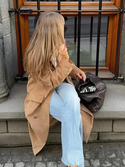 Elena | Eleganter Wildleder-Trenchcoat für Damen Herbst