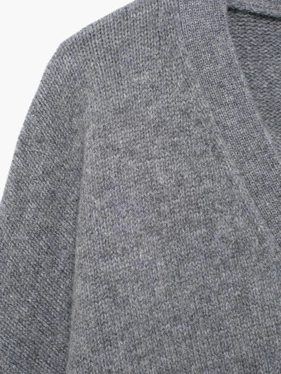 Leona | Elegante Strickjacke für Damen mit V-Ausschnitt