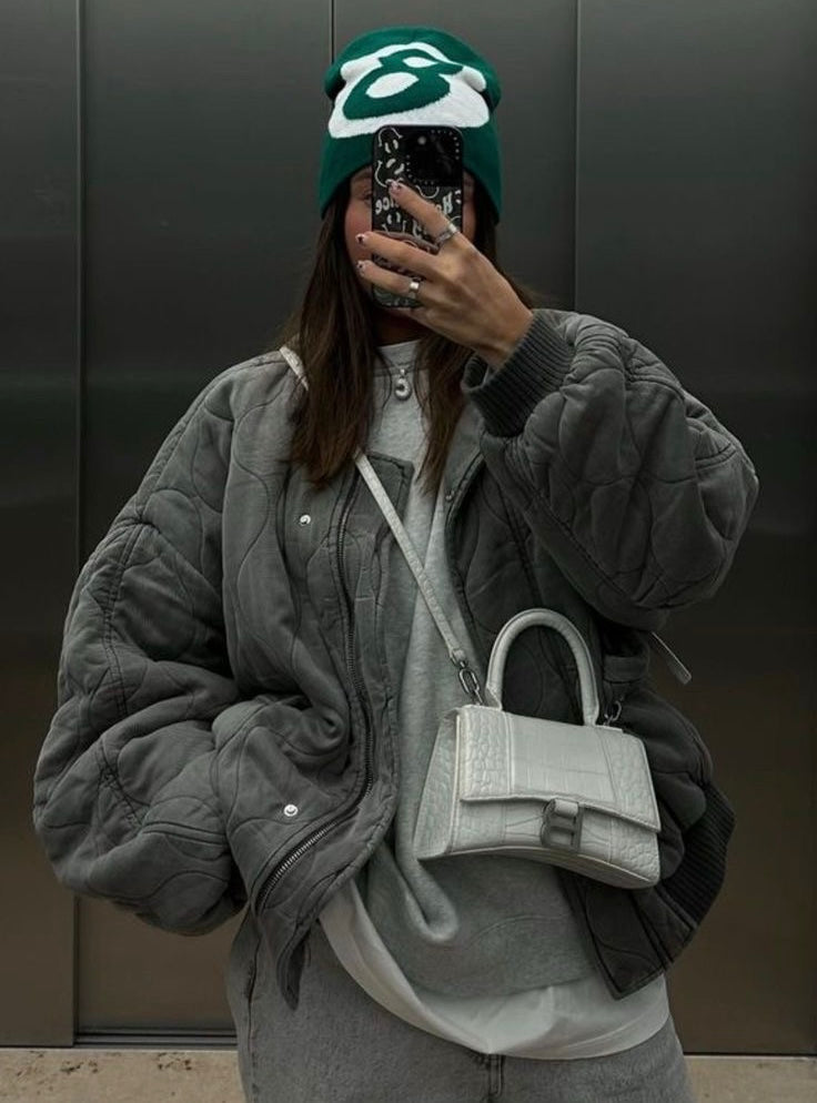 Leona | Lässige Bomberjacke für Damen Oversized
