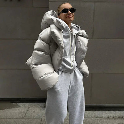 Nefeli | Elegante Steppjacke mit Kapuze für Damen